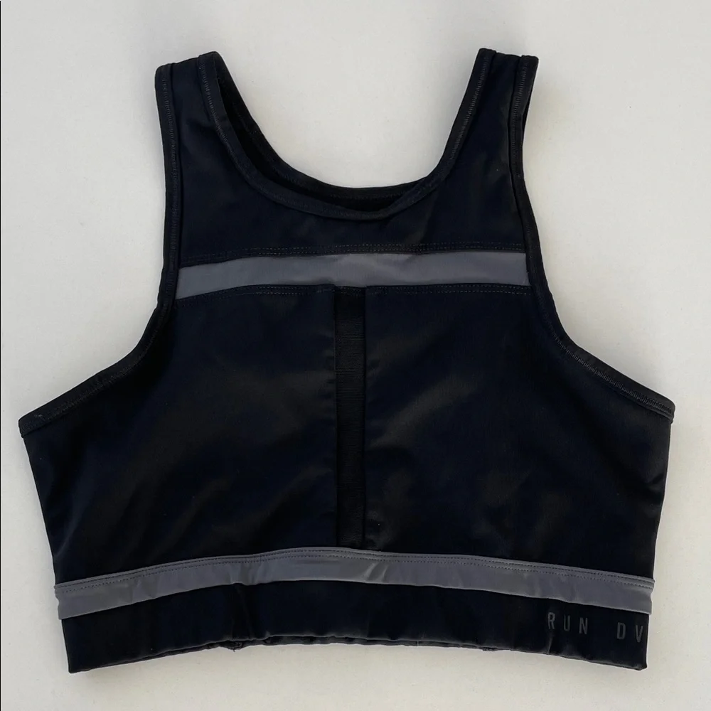Nike Black and Gray Run Dvn Sports Bra • S